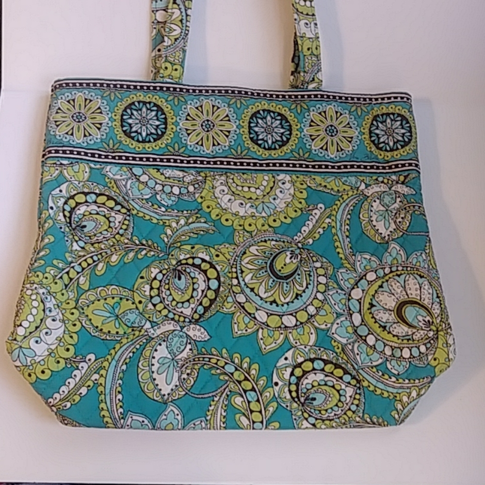 Vera Bradley button tote